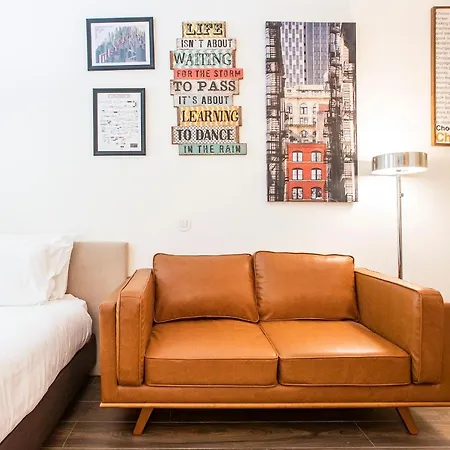 Apartment Bakers Square Studio W/ Ac By Lovelystay Porto