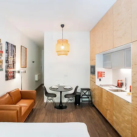Bakers Square Studio W/ Ac By Lovelystay Apartment *